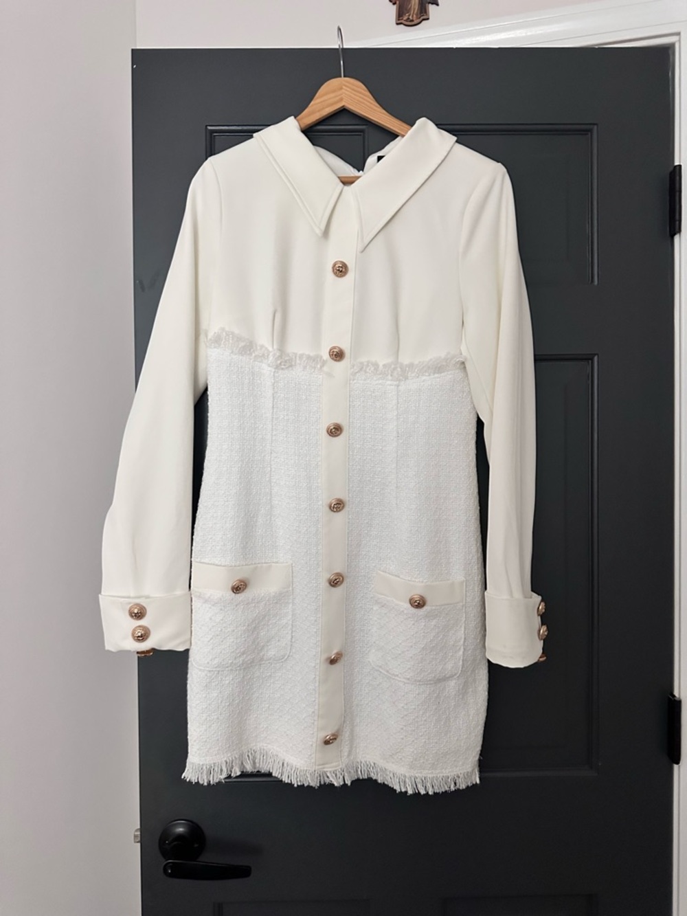 AKIRA Cream Collar Zip-Back Coat